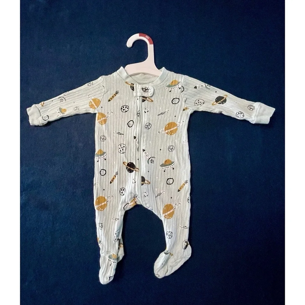 Huge Lot Baby Boys Clothes 0/3 Months Newborn NEW &EC NIKE Carters Cloud Island